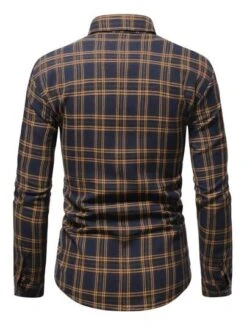 Manfinity Homme Men Plaid Pocket Detail Button Through Shirt