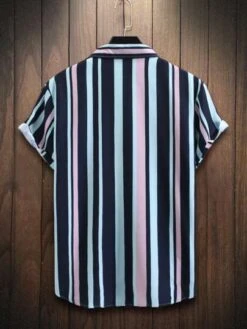 Manfinity Hypemode Men Block Striped Shirt Without Tee