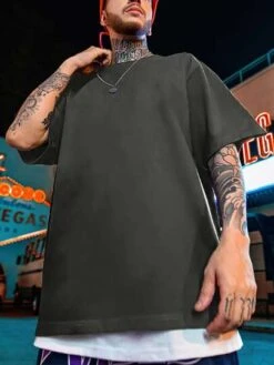 Manfinity EMRG Men Dragon & Slogan Graphic Drop Shoulder Tee