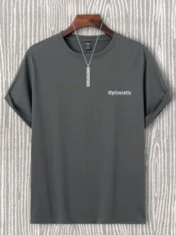 Manfinity Hypemode Men Floral & Slogan Graphic Tee