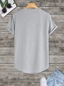 Manfinity Homme Men Letter Graphic Tee