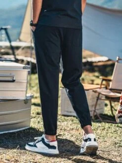 Men Solid Slant Pocket Sweatpants