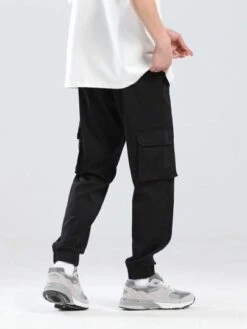 Manfinity Hypemode Men Flap Pocket Side Drawstring Waist Cargo Pants
