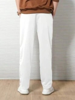 Manfinity Hypemode Men Slogan Graphic Drawstring Waist Slant Pocket Sweatpants