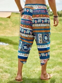 Manfinity RSRT Men Geo & Elephant Print Drawstring Waist Capri Pants