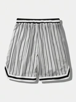 Manfinity EMRG Men Striped & Letter Graphic Drawstring Waist Shorts