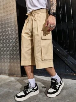 SHEIN Men Cotton Flap Pocket Side Drawstring Waist Cargo Shorts
