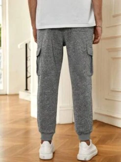 Manfinity LEGND Men Playing Card Print Flap Pocket Side Drawstring Waist Sweatpants