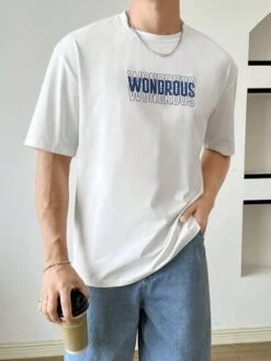 Manfinity Hypemode Men Letter Graphic Tee