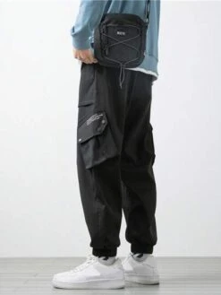 Men Slogan Graphic Flap Pocket Cargo Pants