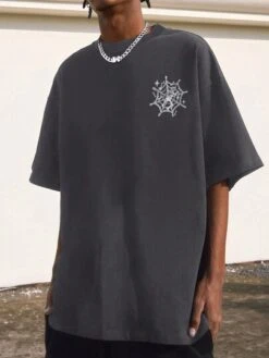Men Spider Web Print Drop Shoulder Tee