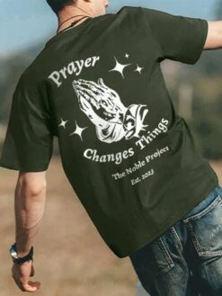 Men Slogan & Gesture Print Tee