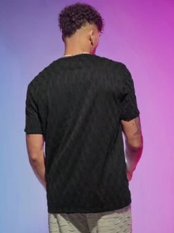 SHEIN Manfinity Fever City Men Solid Round Neck Tee